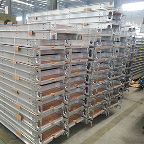 Tabl&oacute;n de andamio de aluminio