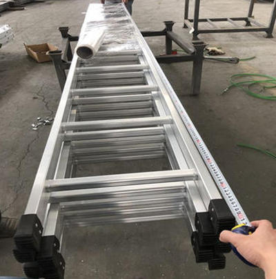 Ger&uuml;stleiter aus Aluminium